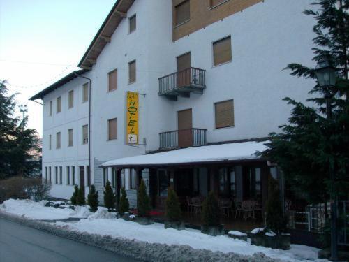 Dujany Nus Exterior foto
